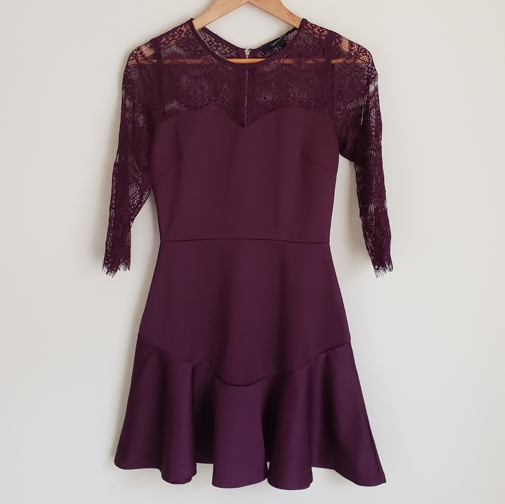 Red Wine Size Small Lace Detail Holiday Party Cocktail Dress